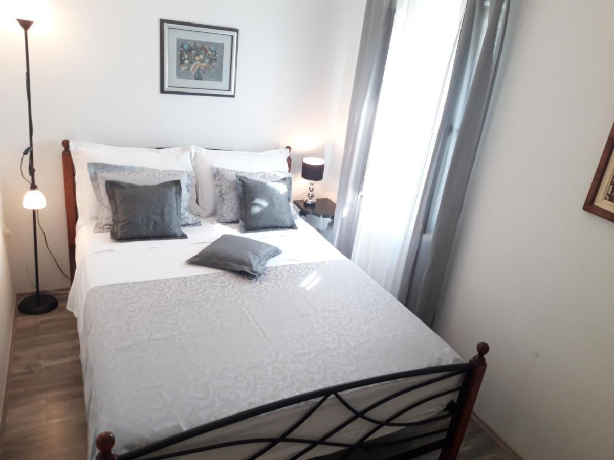 Apartament Luxury Mansarda Duplex - City Centre - Stone House Split Zewnętrze zdjęcie
