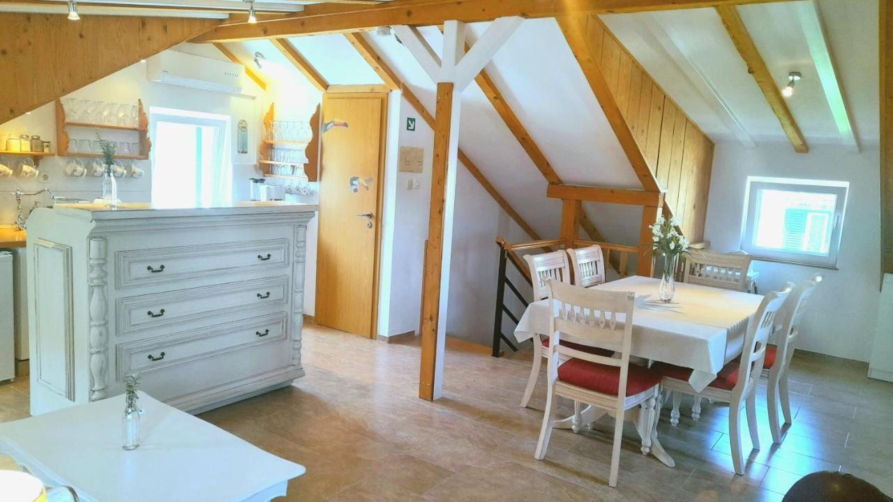 Apartament Luxury Mansarda Duplex - City Centre - Stone House Split Zewnętrze zdjęcie